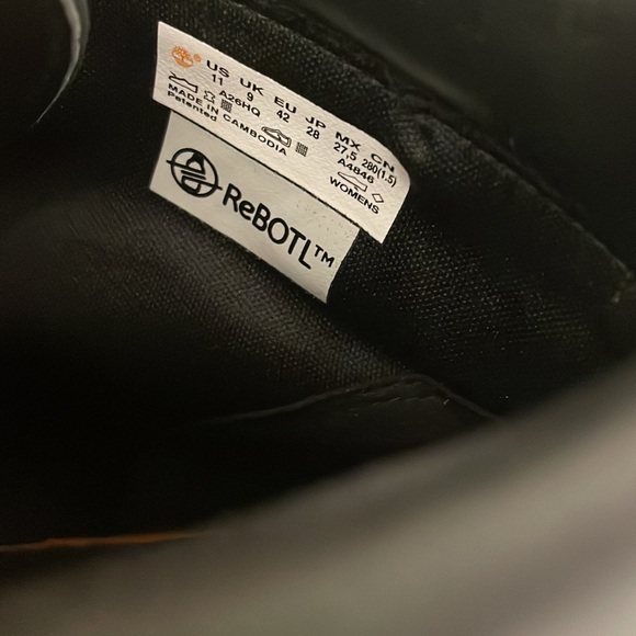 Timberland Boots - Picture 5 of 8